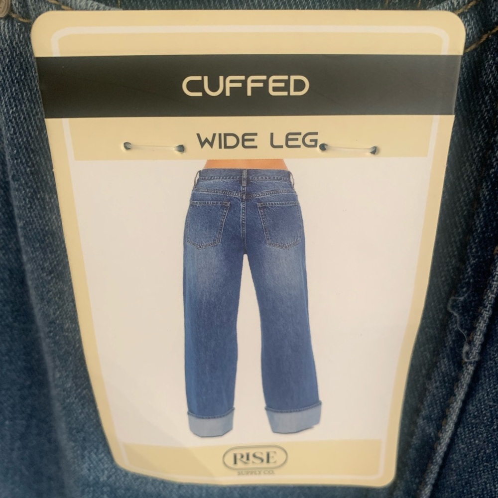 Blue Jeans - Picture 3 of 3